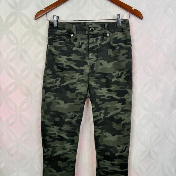 Good American Good Waist Camo Jeans Size 4/27 - Picture 7 of 11